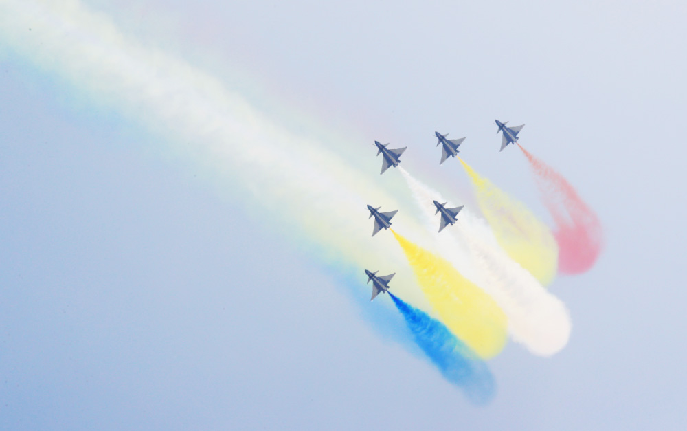 һ�����M�ɹ��װl����չ����ʮ�����Ї���չ�麣�_Ļ