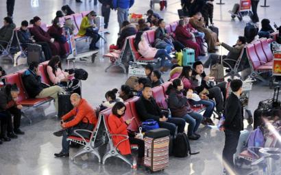 �ɶ��C��12���������F���f�ÿ͜��� Ŀǰ�ѻ֏�